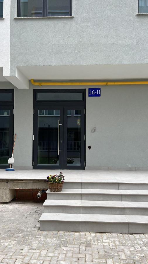 Sunny Accommodation Suceava Exterior foto